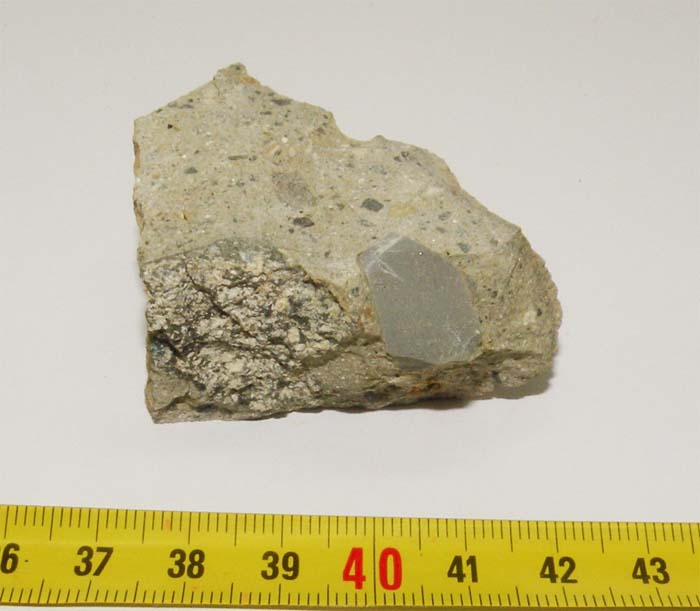 https://www.nuggetsfactory.com/EURO/meteorite/Impact%20Breccia%20Suevite/4%20Impact%20Breccia%20Suevite.jpg