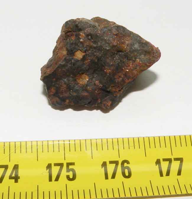 https://www.nuggetsfactory.com/EURO/meteorite/SAU%20001/2%20SAU%20001%20.jpg