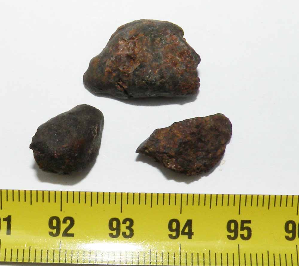 https://www.nuggetsfactory.com/EURO/meteorite/SAU%20001/4%20SAU%20001%20.jpg